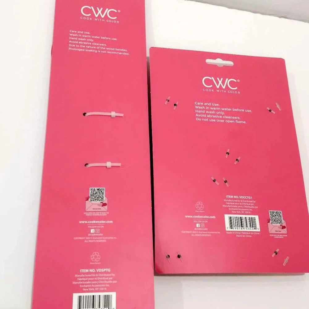 CWC Heart Themed 2 Piece Spatula Set Red And Pink Hearts And 4 Pc Cookie Cutter